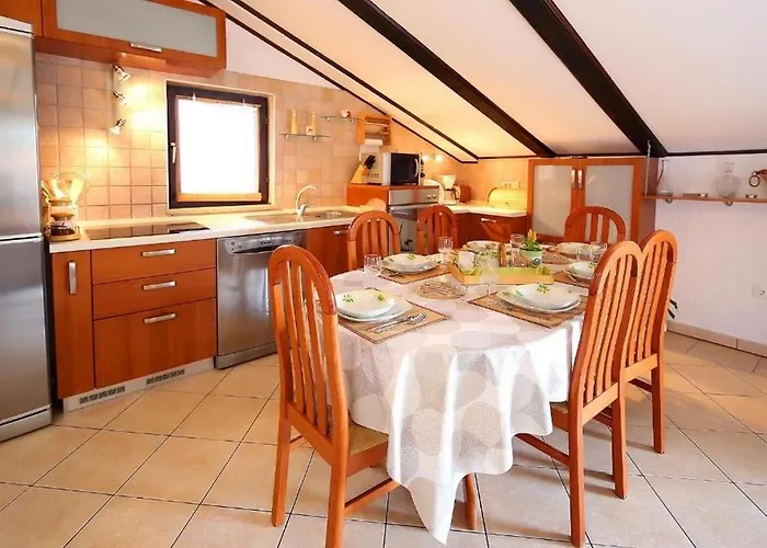 アパート With Parking Space - 23795 *