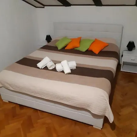 With Parking Space - 23795 Apartment Opatija